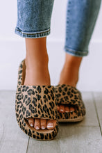 Load image into Gallery viewer, Leopard Print Slippers
