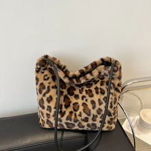 Load image into Gallery viewer, Leopard Furry Shoulder Bag
